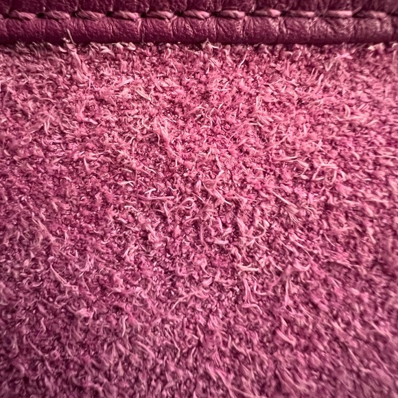 Plum leather Hermes Clemence Evelyne III - Picture 9 of 14